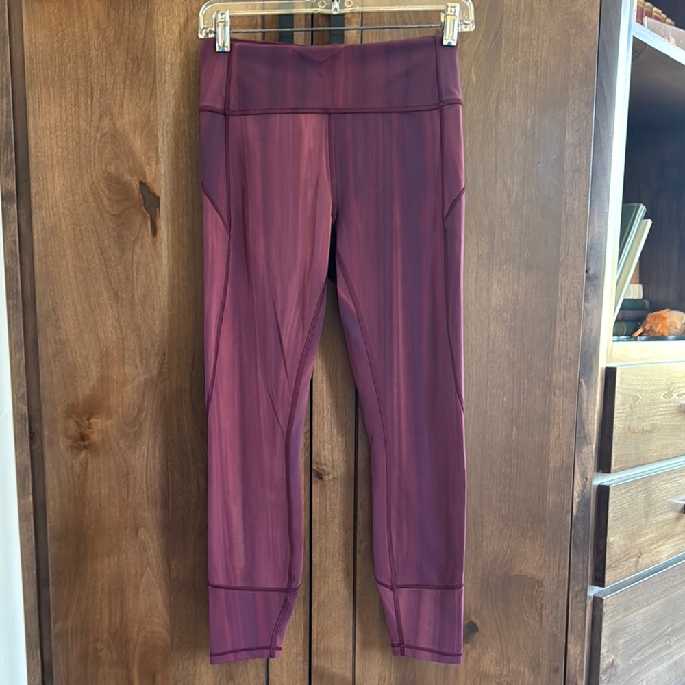Lululemon EUC Purple – Rose Ombre Leggings